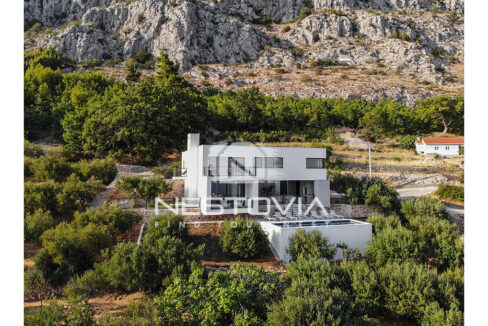 created by dji camera