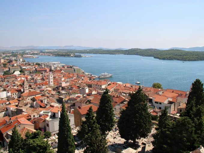 Szybenik – historia, zabytki i wyjątkowe smaki
